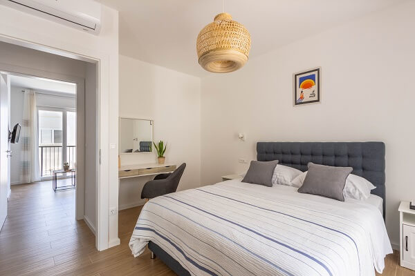Sleeping room (2)