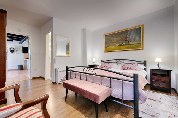 Sleeping room 4